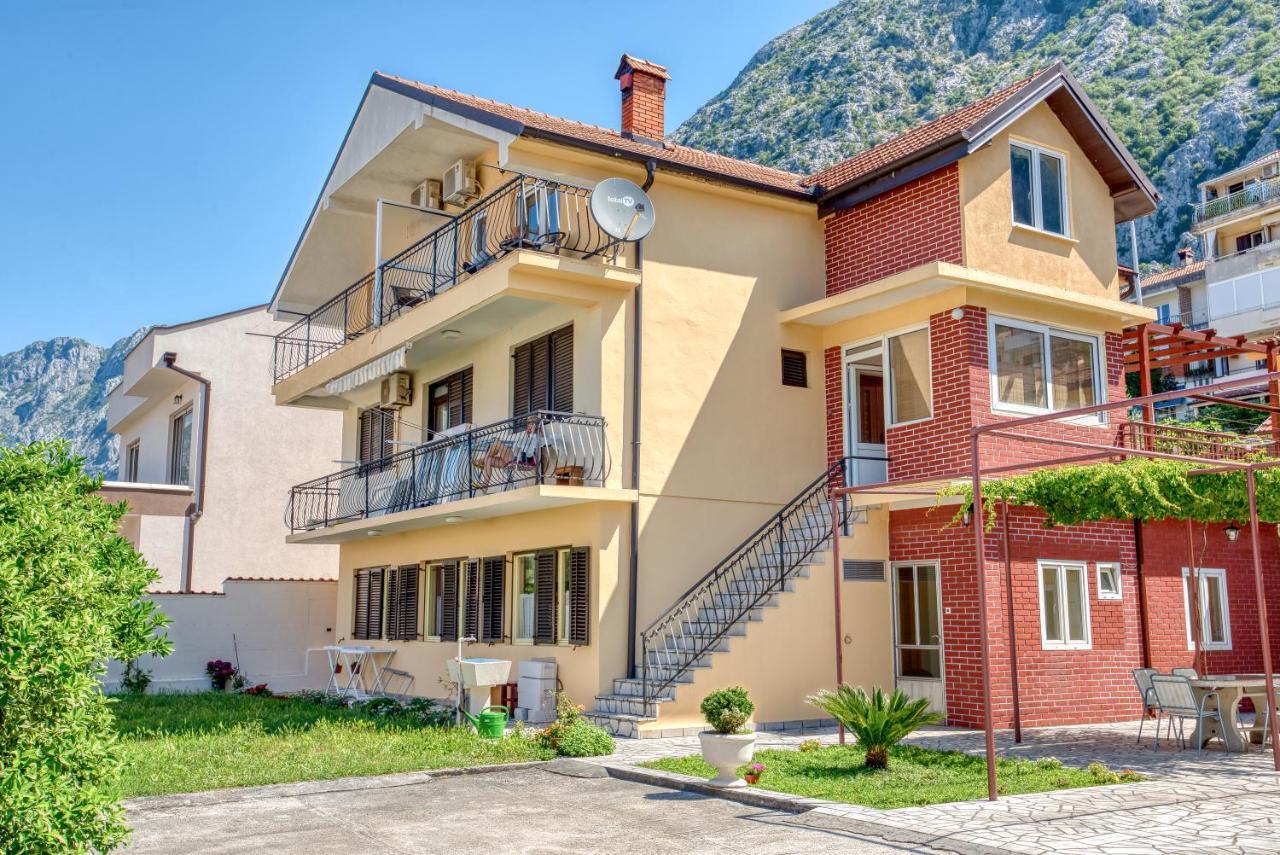 Boka Bay Paradise Apartments - Oasis Of Piece Kotor Buitenkant foto